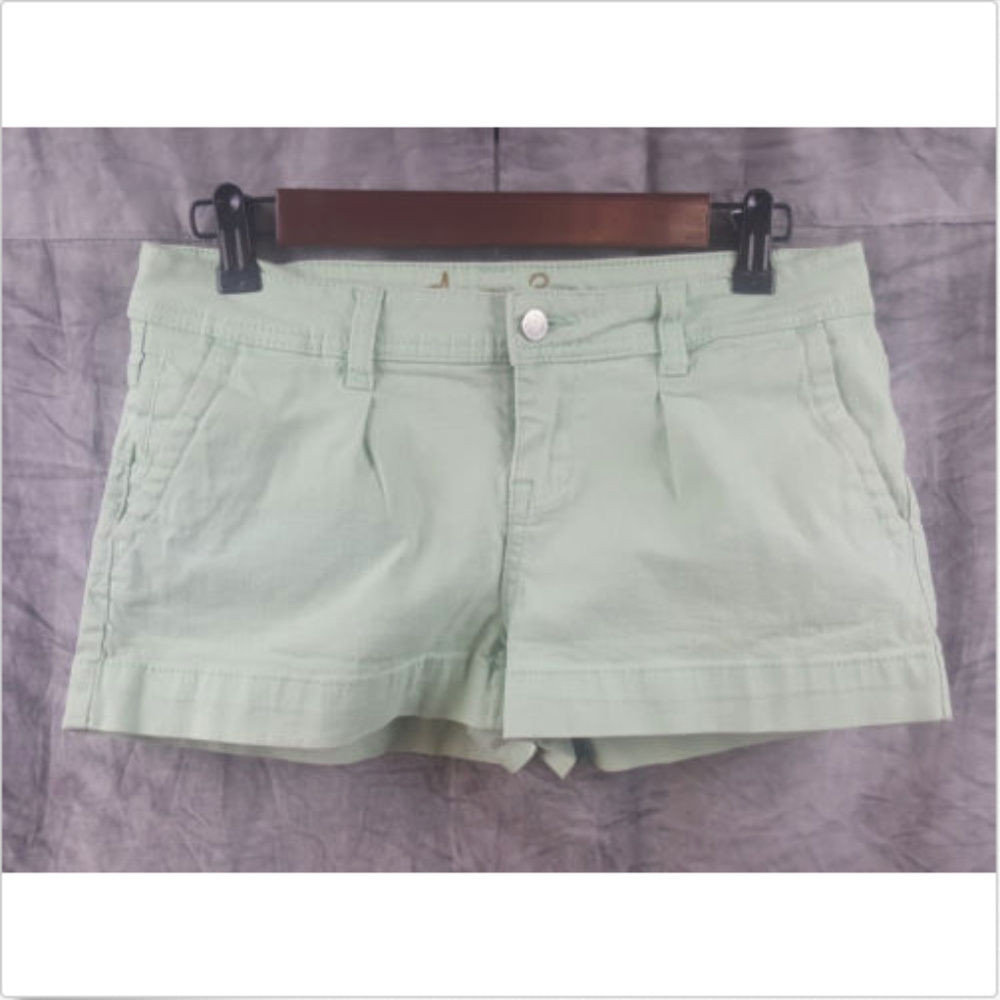 American Rag Cie Juniors Shorts Light Green Size 5